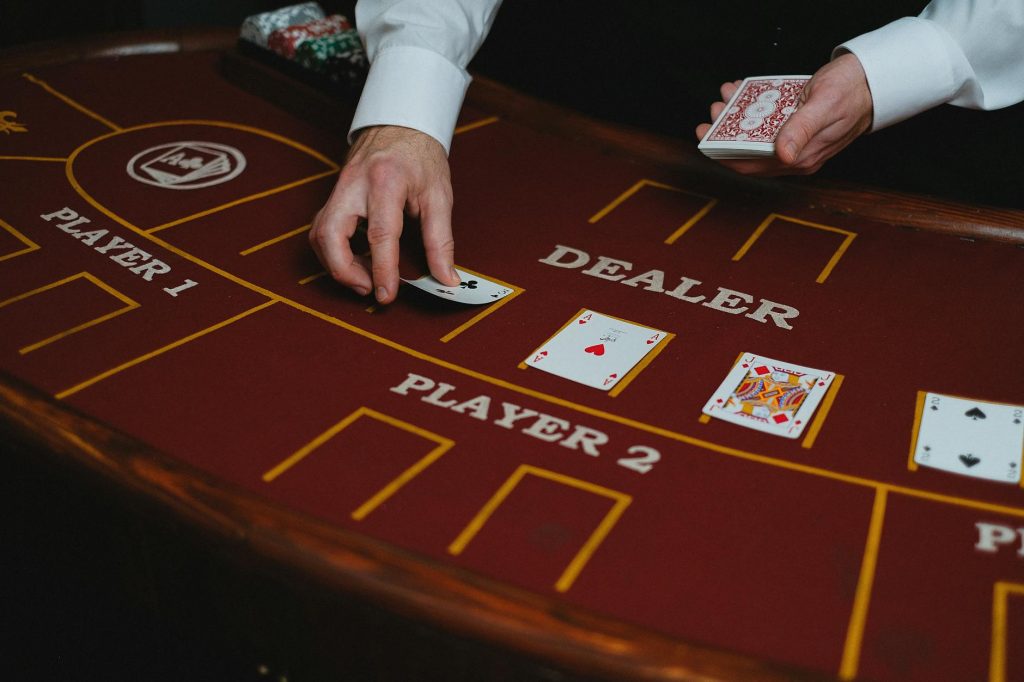 Poker 7 lá là gì